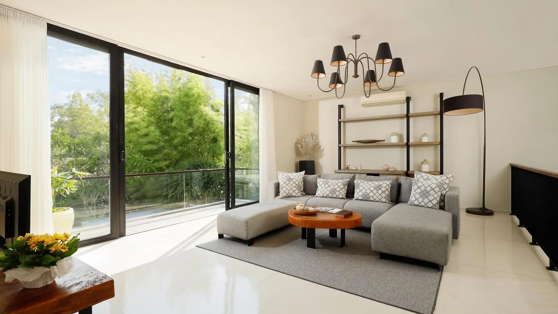 Vinila Villas By Nakula Nusa Dua  Endonezya